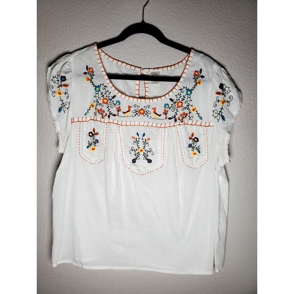 Bila Women's 1X White‎ Embroidered Boho Peasant Blouse Floral Bird Bohemian Top